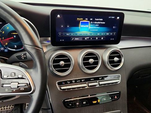 Used 2022 Mercedes-Benz GLC 300 GLC 300 4MATIC SUV with AMG Li image 17