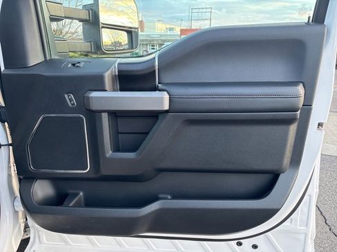 Used 2019 Ford F450 Platinum image 41