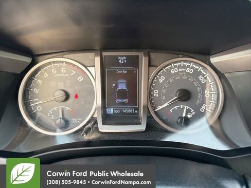 Used 2017 Toyota Tacoma SR5 image 18