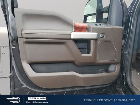Used 2022 Ford F350 King Ranch w/ King Ranch Ultimate Package AWD/4WD image 23