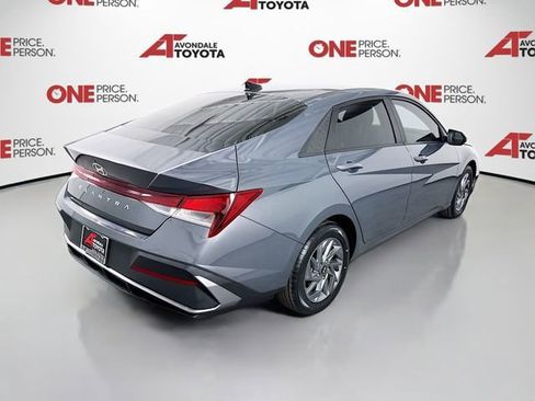 Used 2024 Hyundai Elantra SEL image 7