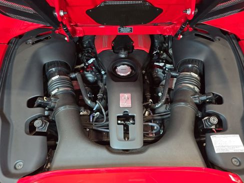 Used 2018 Ferrari 488 Spider RWD image 8