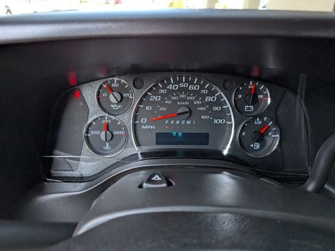 Used 2023 Chevrolet Express 3500 LS RWD image 20