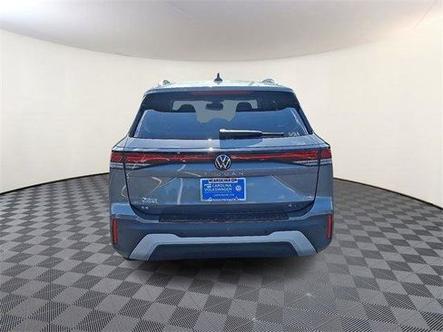 New 2025 Volkswagen Tiguan SE image 5