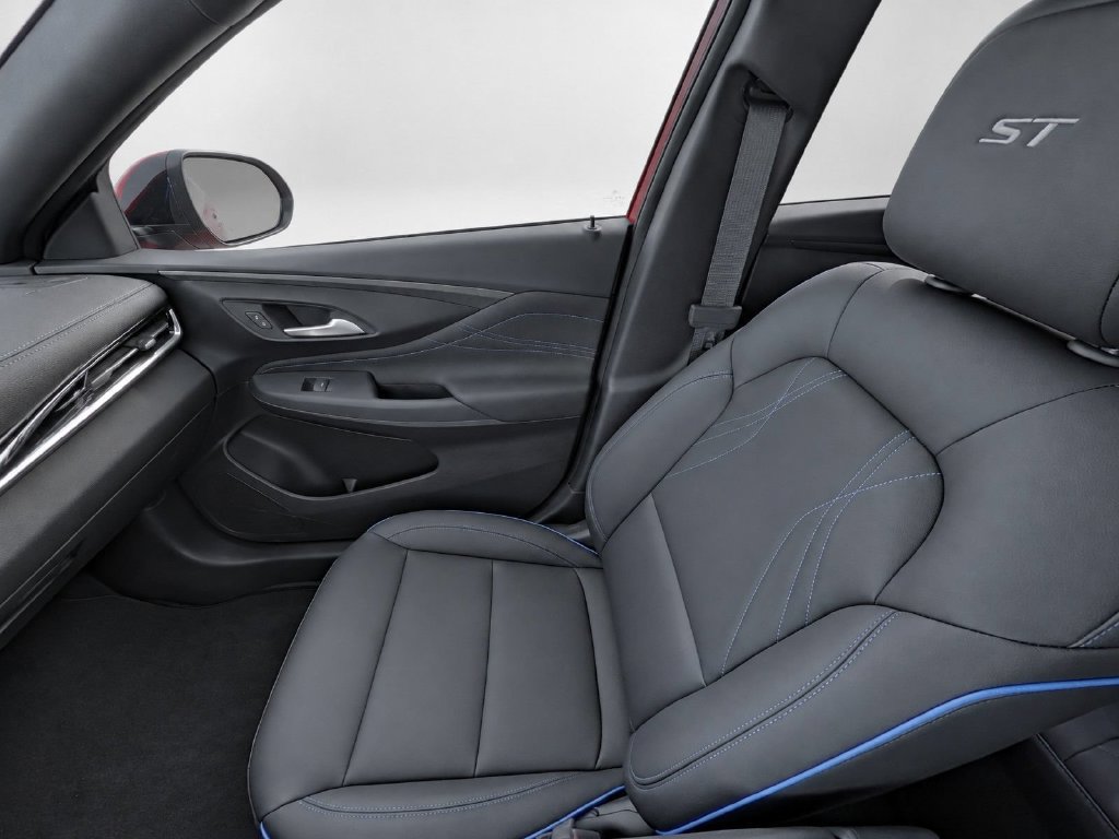 New 2026 Buick Envista Sport Touring w/ Convenience I Package FWD image 17