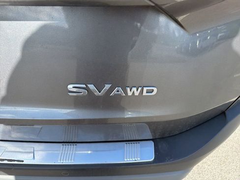 Used 2022 Nissan Rogue SV image 5