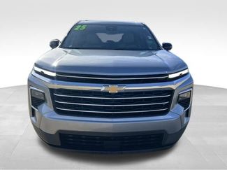 Certified 2025 Chevrolet Traverse LT video 3