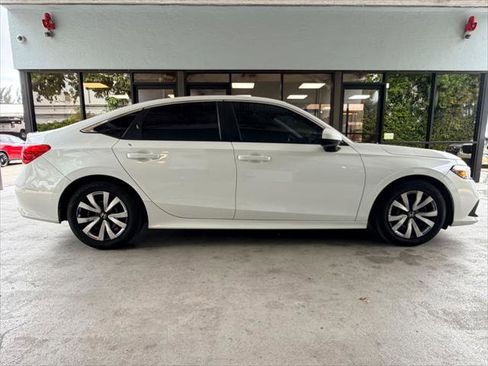 Used 2023 Honda Civic LX image 8