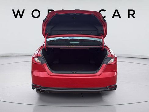 Used 2026 Toyota Camry Hybrid image 18