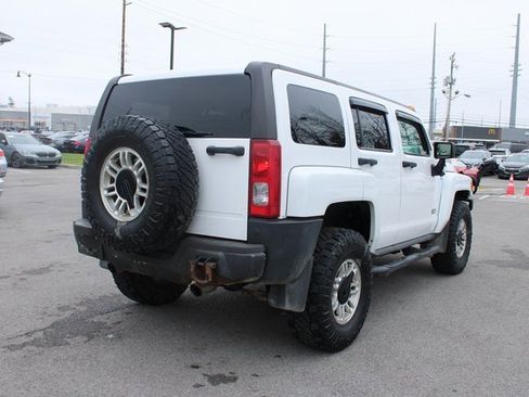Used 2008 HUMMER H3 Luxury image 38