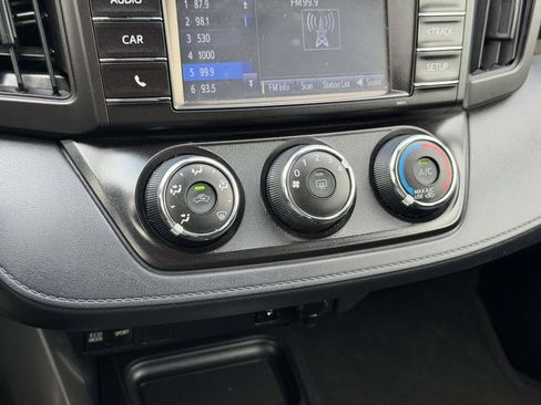 Used 2017 Toyota RAV4 LE w/ Carpet Mat Package FWD image 5