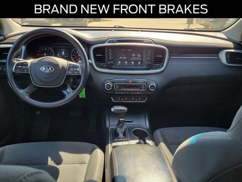 Used 2019 Kia Sorento AWD w/ LX Convenience Package image 8