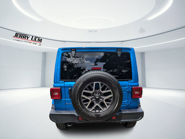 New 2026 Jeep Wrangler Unlimited Sahara AWD/4WD image 4