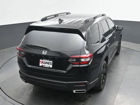 Used 2023 Honda Pilot Elite image 32