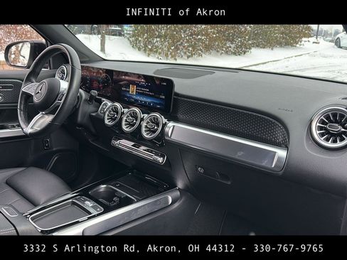 Used 2024 Mercedes-Benz GLB 250 4MATIC image 25