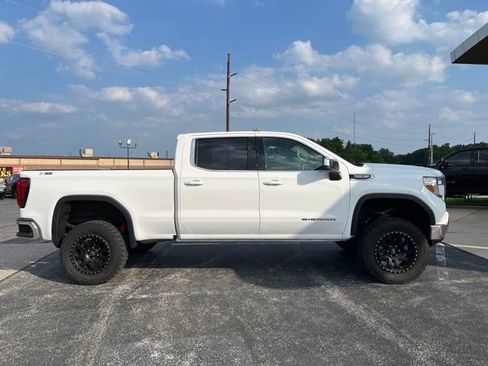 Used 2022 GMC Sierra 1500 SLE w/ X31 Off-Road Package AWD/4WD image 1