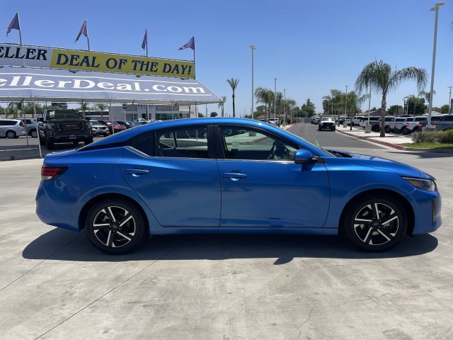 Used 2024 Nissan Sentra SV FWD image 9