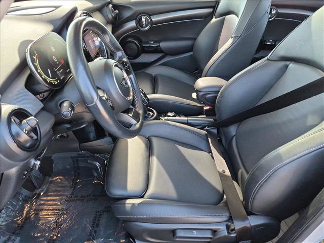 Used 2023 MINI Cooper S FWD image 16