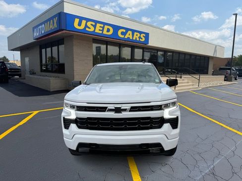 Used 2024 Chevrolet Silverado 1500 RST image 3