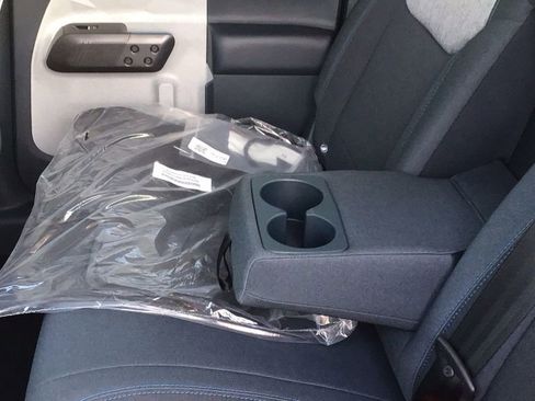 New 2025 Ford Maverick XLT w/ XLT Luxury Package FWD image 14