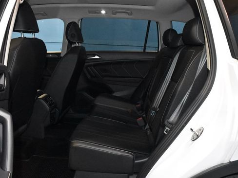 Used 2022 Volkswagen Tiguan SE AWD/4WD image 20