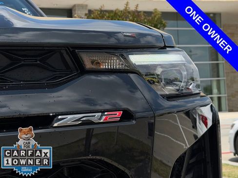 Used 2023 Chevrolet Colorado ZR2 w/ ZR2 Convenience Package III AWD/4WD image 4