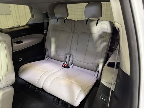 Used 2023 Jeep Grand Cherokee L Overland w/ Rear Seat Video Group I image 6