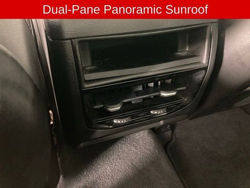 Used 2022 Jeep Grand Cherokee Limited image 16