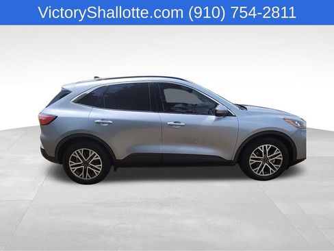 Used 2022 Ford Escape SEL w/ Technology Package FWD image 33
