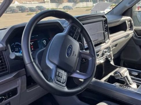 Used 2025 Ford F150 Lightning XLT AWD/4WD image 6