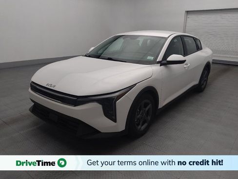 Used 2025 Kia K4 FWD image 1