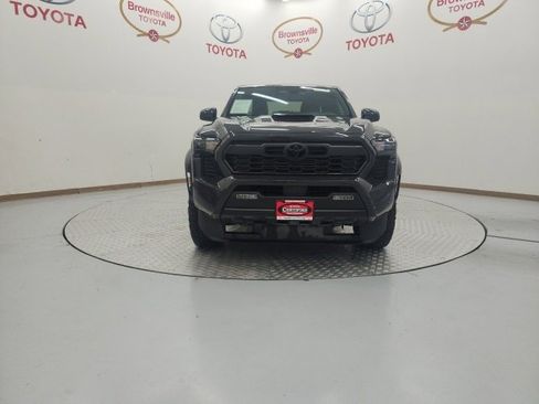 Used 2024 Toyota Tacoma TRD Sport image 4