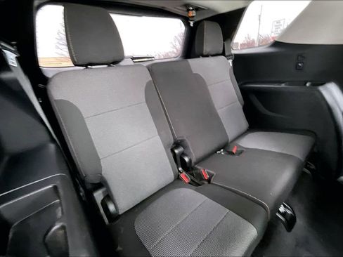 Used 2020 Chevrolet Traverse LS image 32