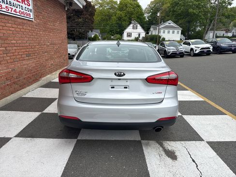 Used 2015 Kia Forte EX w/ Premium Package FWD image 9