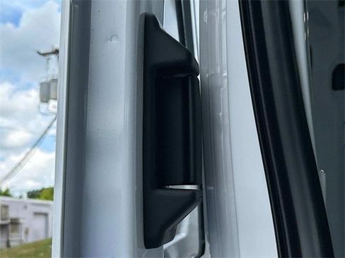 New 2025 Ford Transit 250 148 Medium Roof image 22
