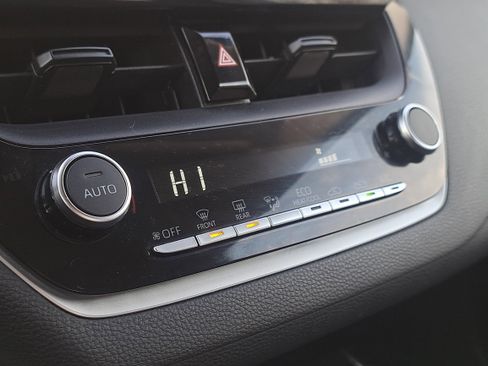 Certified 2023 Toyota Corolla LE image 19