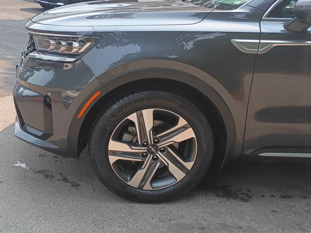 Used 2023 Kia Sorento SX Prestige AWD/4WD image 9