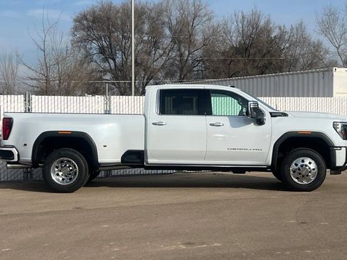 New 2026 GMC Sierra 3500 Denali Ultimate image 3