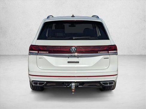 Used 2025 Volkswagen Atlas SEL Premium R-Line image 6