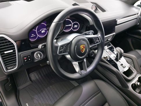 Certified 2021 Porsche Cayenne GTS image 18