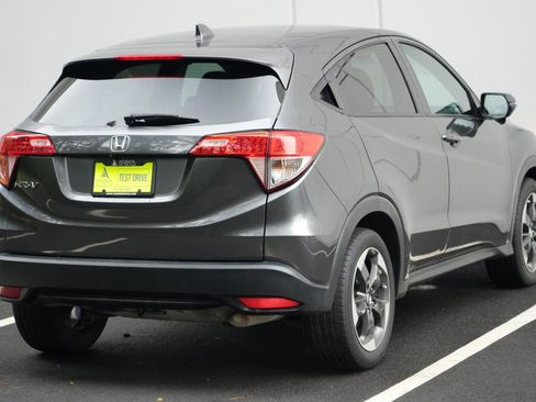 Used 2018 Honda HR-V EX image 46
