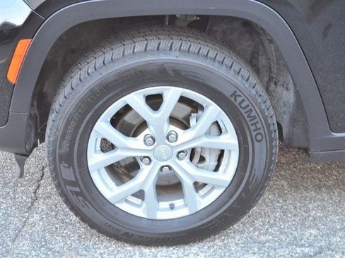 Used 2023 Jeep Grand Cherokee Altitude image 13