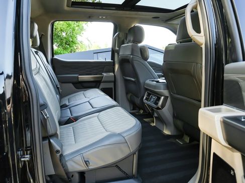 Used 2026 Ford F450 Platinum w/ Platinum Plus Package AWD/4WD image 38