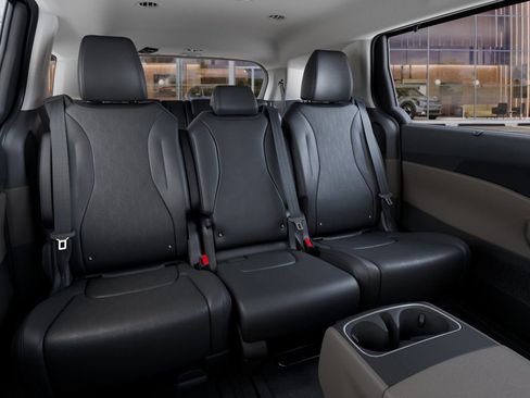 New 2026 Kia Carnival EX FWD image 16