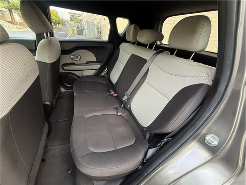 Used 2015 Kia Soul image 13