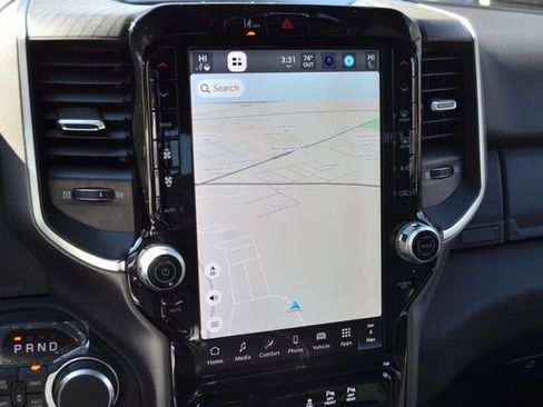 New 2026 RAM 1500 4x4 Crew Cab image 28