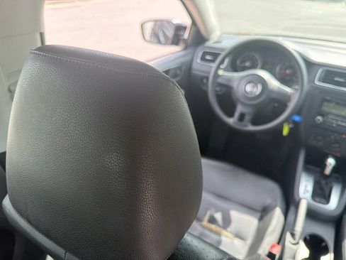 Used 2014 Volkswagen Jetta SE FWD image 15