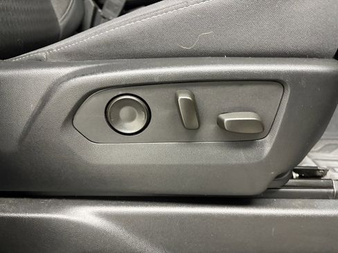 Used 2024 GMC Yukon XL SLE w/ Max Trailering Package image 47