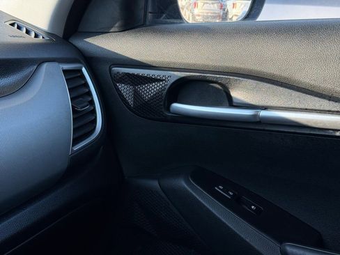 Certified 2023 Kia Seltos LX image 42