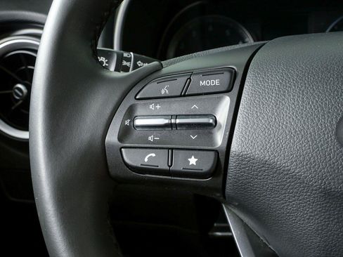 Used 2023 Hyundai Kona SEL w/ Convenience Package FWD image 9